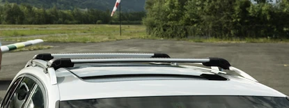 Bagażnik dachowy Thule WingBar Edge Volkswagen Touran I (1T) 5-dr MPV z relingami dachowymi 03-15