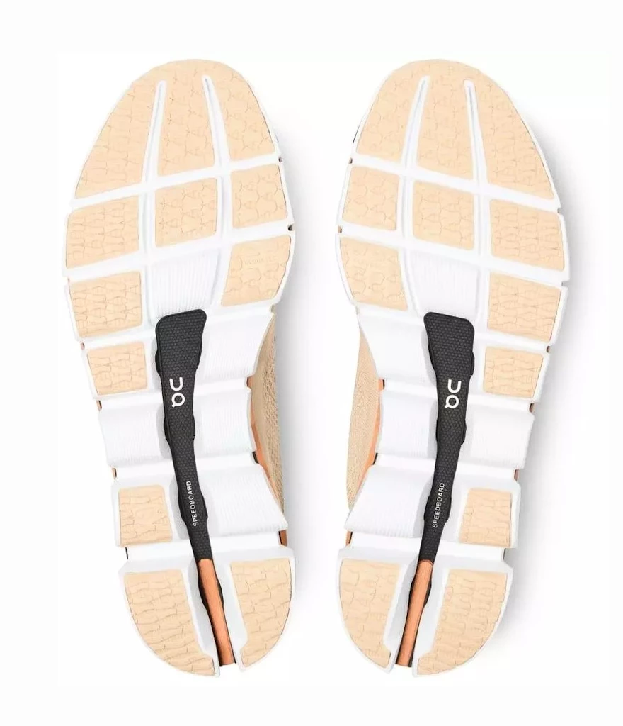 Damskie buty do biegania On Cloudboom Savannah/White