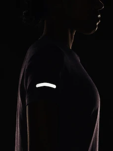 Koszulka damska Under Armour  Seamless Stride SS-PPL XS
