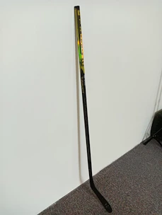 Outlet -  Kompozytowy kij hokejowy Bauer  PROTO R GOLD Grip Senior  P92 (Matthews) levá ruka dole  flex 87