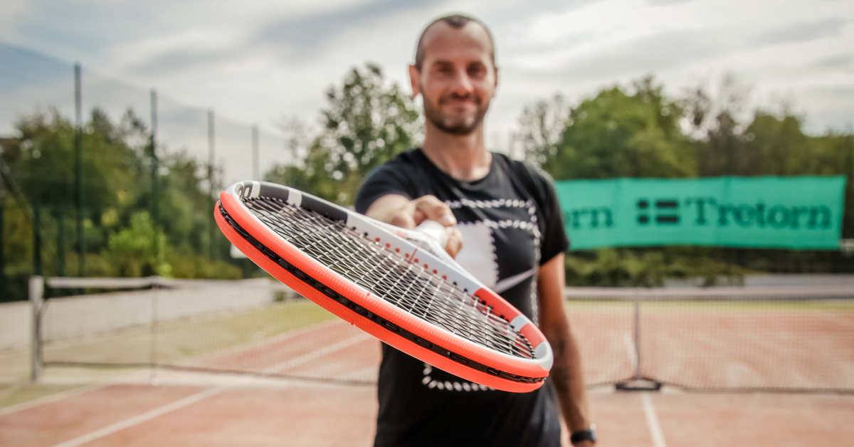 Zdeněk Hrabálek z rakietami tenisowymi Babolat Pure Strike 2020