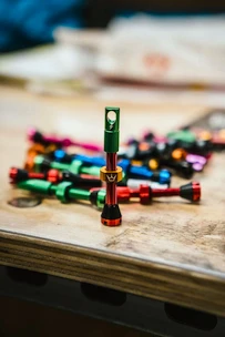 Zawór do systemu bezdętkowego PEATY'S  X 50to01 (mk2) rasta tubeless valves 42mm (ptv2-42-ras-12)
